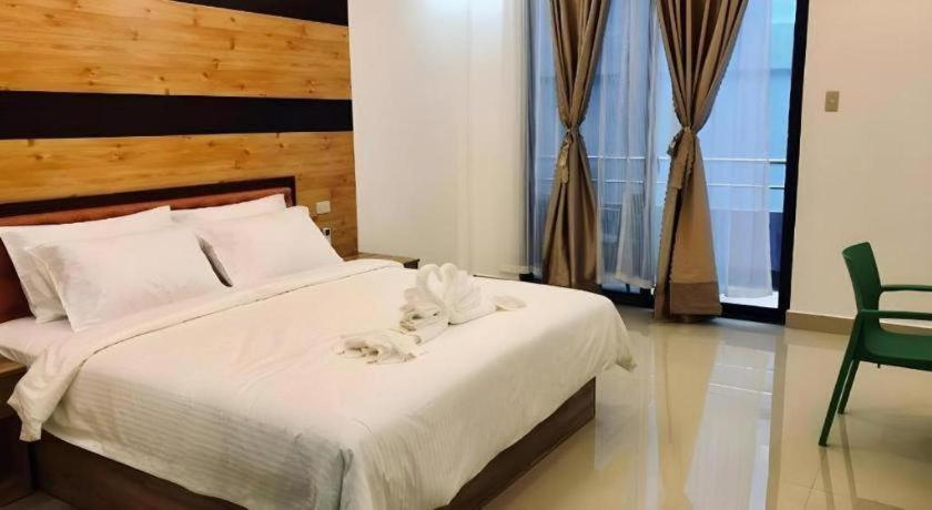 Hotel Primera Zamboanga Buitenkant foto